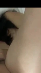 喜欢吃肉棒风骚老A8 ，吃完直接无套满足她，纯纯母狗