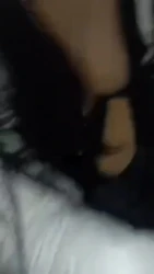 戴眼镜的反差大奶少妇床上非常骚