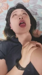 掐着母狗脖子窒息内射