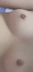 女大学生内陷的乳头 接上部