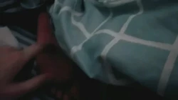 小女友给我穿袜舔脚舔蛋蛋毒龙口舌侍奉