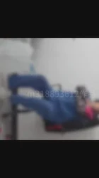60岁楼道保洁阿姨穿蜘蛛侠情趣内衣，被我调教最后内射