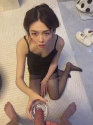 母狗什么都可以吃