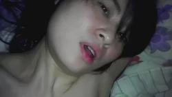 ”喜欢你用力干我“淫荡小少妇一脸的欲求不满