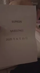 看着兄弟调教玩弄自己的小母狗