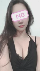 带验证，骚母狗咬着我的内裤被操