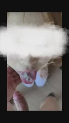 在商场通道里给我口，差点被保洁员发现，回去爆操射嘴里