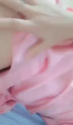 淫荡女友自慰