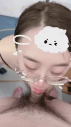粉丝说想看眼镜的，重新补发一下