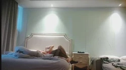 主人爆操18岁小太妹，淫语调教紧致小穴不停吸