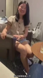 内射非常骚的人妻，果然还是少妇干起来舒服