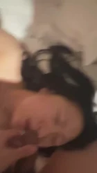 天津骚逼想3p了 上下通插满足他一下
