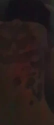 满背花腿花腿精神小妹第二弹