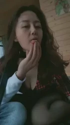 骚熟女带狗项圈 小母狗口交啪啪 退下内裤骑乘后入大力猛操