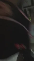 离异的女领导也太骚了主动拉我出来开房让我拍给大家看