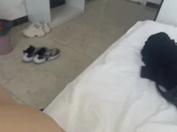 88年少妇人妻偷情的时候打电话