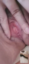 【雨哥91】裸聊实拍！少妇的粉逼揉几下白浆就出来了对着屁股射出来