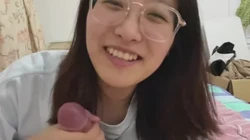 超骚的眼镜妹，超神颜值，轻素颜无美颜纯天然 有完整版