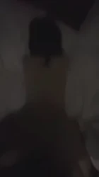 淫荡翘臀母狗爱叫B，一个劲喊使劲操我，西安找单私