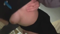 小情侣寻求刺激在楼道里面尻屄