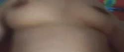 大奶黑B