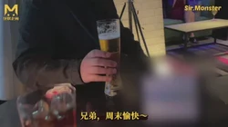 酒吧搭讪-艳遇明星级爆SSS美女！-怪兽企画