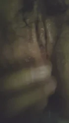 依然粉嫩的肥熟，她很喜欢被舔