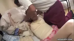 把她的湿透的小穴操得那么深
