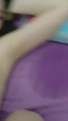 人妻趁着老公不在家，偷约情夫来家里做爱