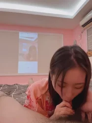 刚结婚的G奶巨乳小少妇