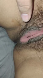 老婆的骚比有人想舔吗