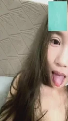 【章哥经典】裸聊超级大逼洞哺乳期宝妈