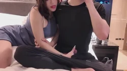 也不让我好好打电话啊 看我不收拾你