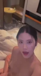 母狗高潮翻白眼了