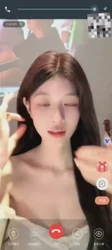 一对一高颜值小美女