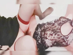夫人跟单男弟弟忘情舌吻，还时不时望向老公