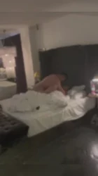 单男操媳妇，不是自己的女人就不心疼！