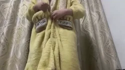 小母狗展示身材自摸