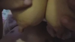 漏乳口交