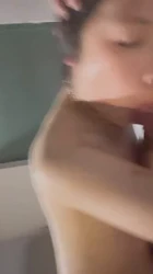 04年反差清纯女大 我可以射在里面嘛～