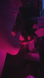 原创反差淫荡幼师主动要求舔脚，还有更多玩弄视频