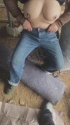勾搭隔壁村里的大奶熟女打奶炮肏逼