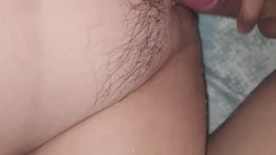 鸡巴刺激阴蒂连续高潮喷水