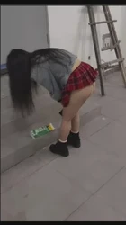 灰丝白袜马丁靴 商圈消防通道速射来一波