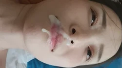 他妈的 这女的眼睛真有味道 性格也好 有没有大佬知道这女的是谁 这女
