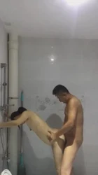 厕所后入骚老婆，露脸