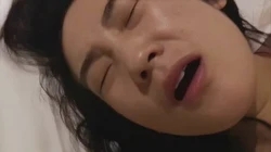 “老公抱紧我再快点”极品美乳人妻的性高潮表情淫荡
