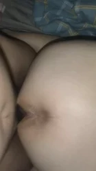 第一次拍后入老婆