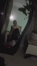 对镜自拍丝袜