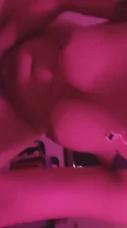 原創 胸很美的小姐姐